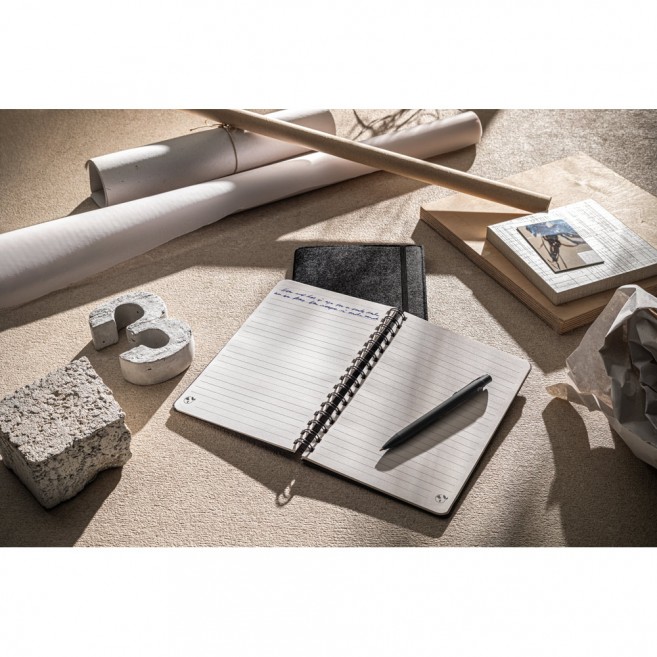 Cahier A5 Moshima avec couverture semi-dure en feutrine